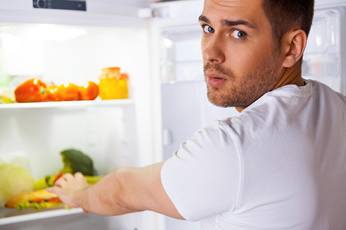 Easy DIY Fixes for 5 Typical Refrigerator Troubles at Home