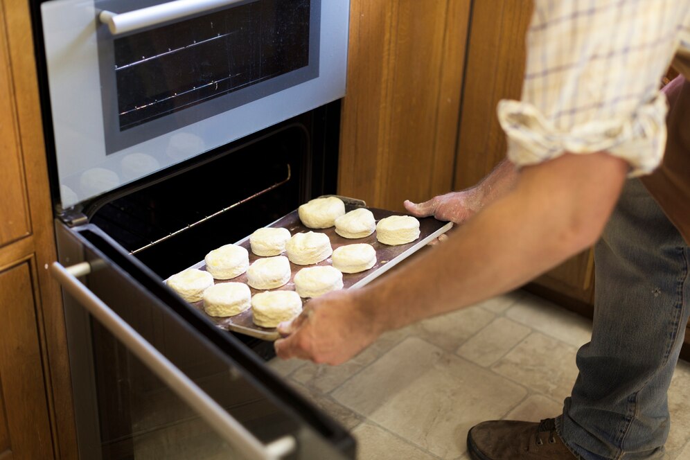 Maximize Baking - Essential Tips to Optimize Oven Performance