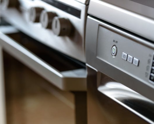 Stay Safe: Essential Oven Repair Safety Guide

